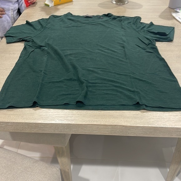 Theory green t shirt size XL - Picture 4 of 5